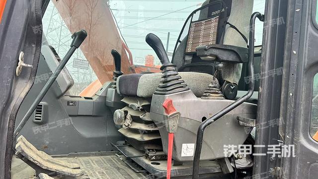 頂棚整體(駕駛室部分) 頂棚整體(駕駛室部分)