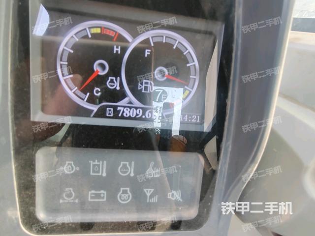 小時(shí)表(駕駛室部分) 小時(shí)表(駕駛室部分)