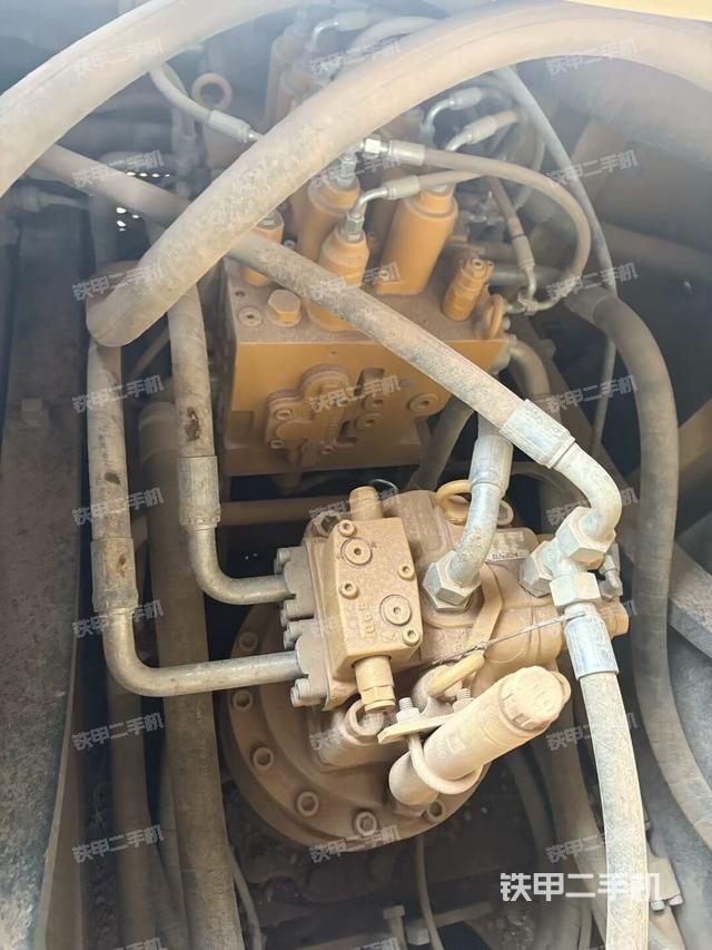 發(fā)動機室(上車部件) 發(fā)動機室(上車部件)