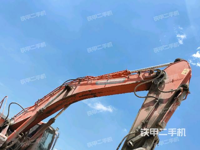 大臂整體?右側(cè)(工作和回轉(zhuǎn)裝置) 大臂整體?右側(cè)(工作和回轉(zhuǎn)裝置)