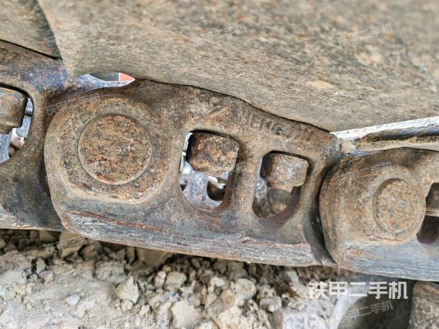 左側(cè)行走馬達(dá)蓋板(行走機構(gòu)) 左側(cè)行走馬達(dá)蓋板(行走機構(gòu))