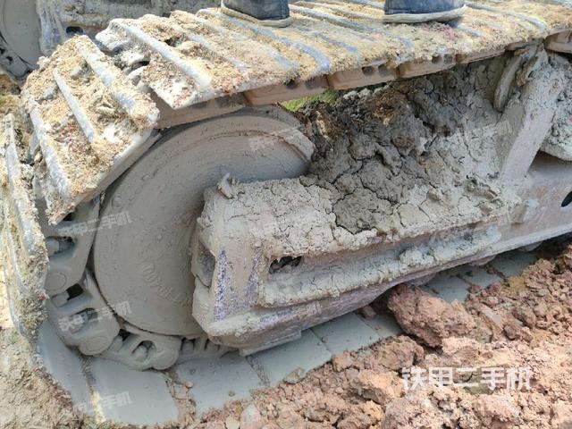 左側(cè)行走馬達(dá)蓋板(行走機(jī)構(gòu)) 左側(cè)行走馬達(dá)蓋板(行走機(jī)構(gòu))