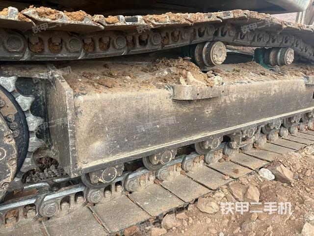 左側(cè)行走馬達蓋板(行走機構(gòu)) 左側(cè)行走馬達蓋板(行走機構(gòu))