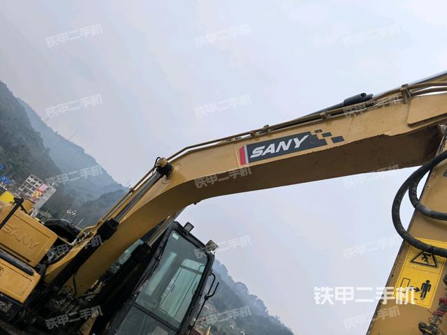 大臂整體?右側(cè)（工作和回轉(zhuǎn)裝置）