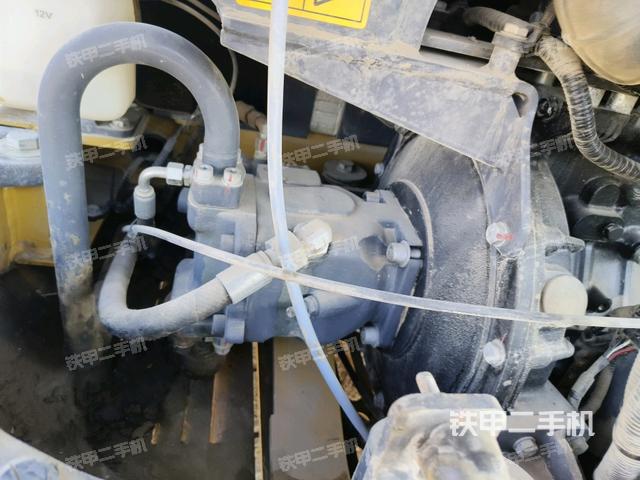 電瓶（大件艙室）