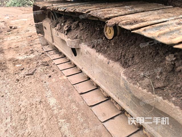右驅(qū)動輪(行走機(jī)構(gòu)) 右驅(qū)動輪(行走機(jī)構(gòu))