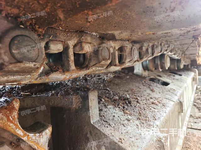 左導(dǎo)向輪（行走機(jī)構(gòu)）