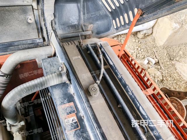 水箱+風(fēng)扇特寫(上車部件) 水箱+風(fēng)扇特寫(上車部件)