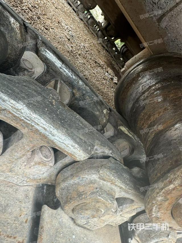 左侧行走马达盖板（行走机构）