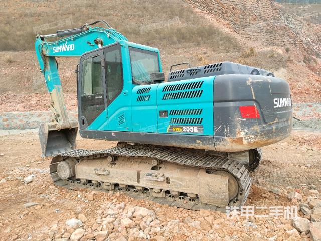 左后45(整機外觀) 左后45(整機外觀)