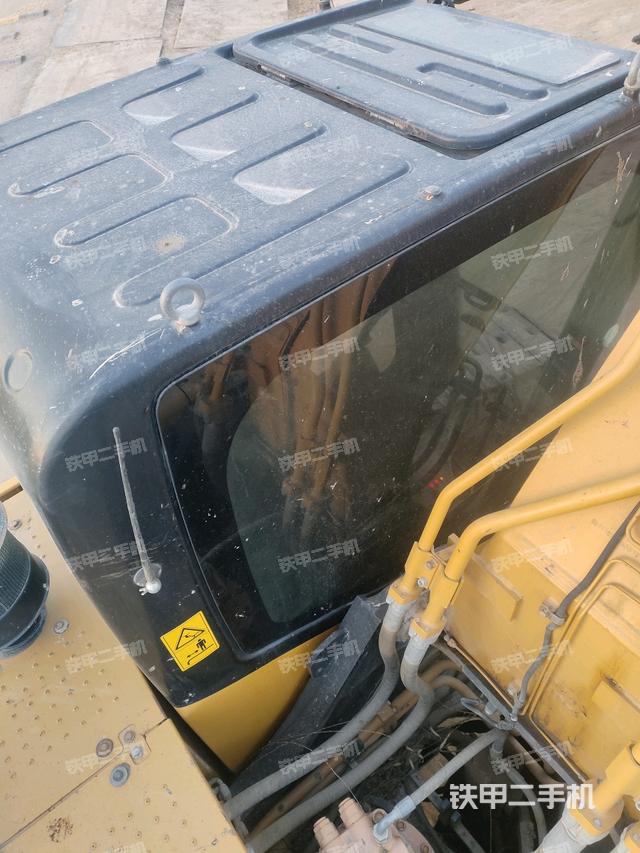 駕駛室頂部俯視(上車部件) 駕駛室頂部俯視(上車部件)