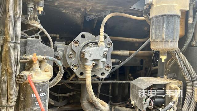 液壓泵室(大件艙室) 液壓泵室(大件艙室)