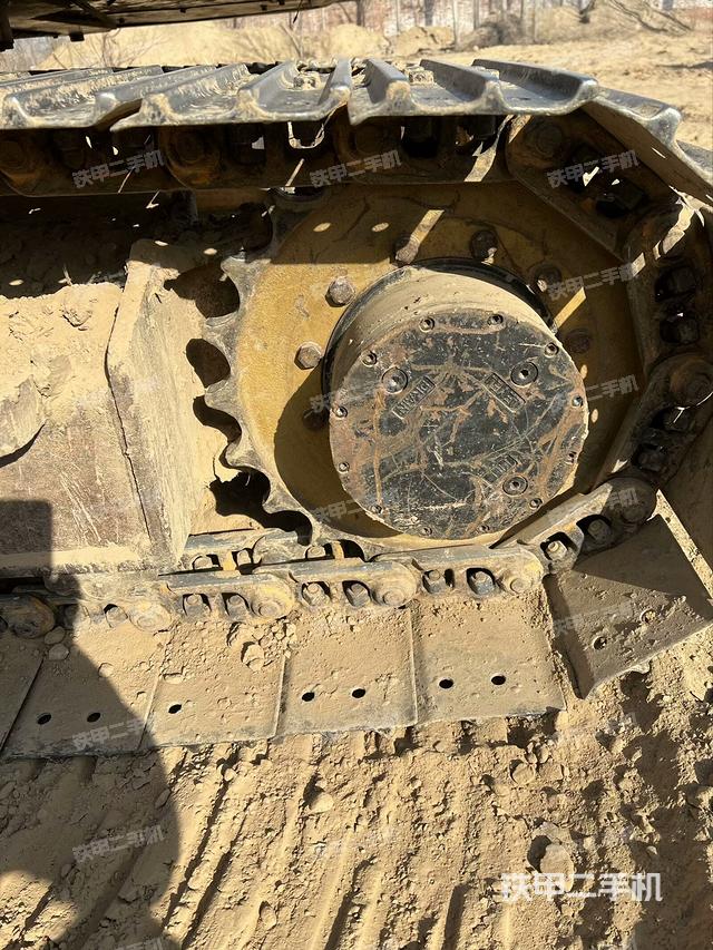 單側(cè)履帶整體（整機外觀）