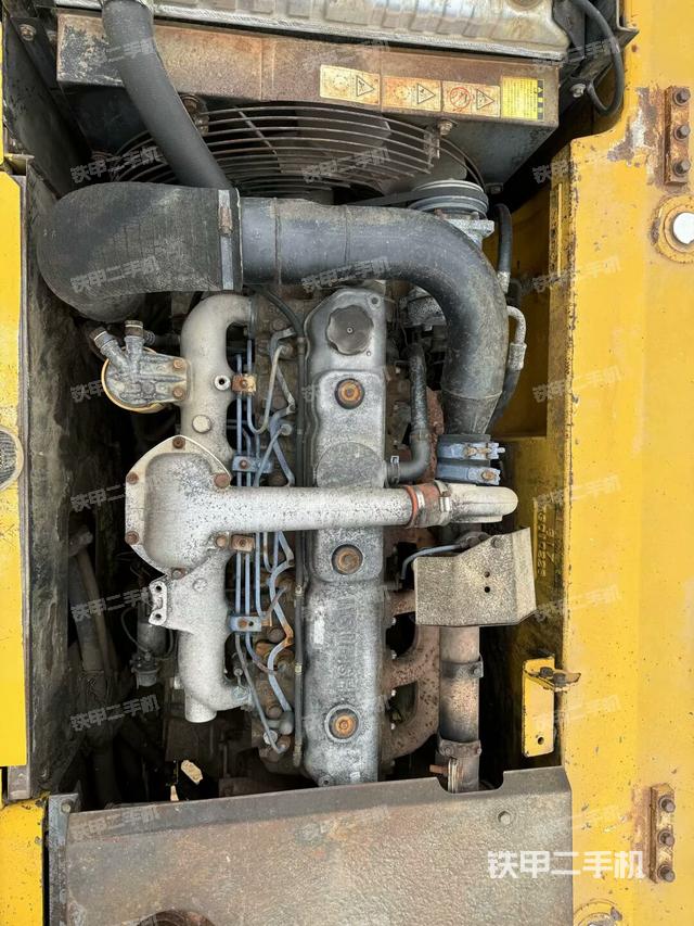 发动机整体俯视（整机外观）