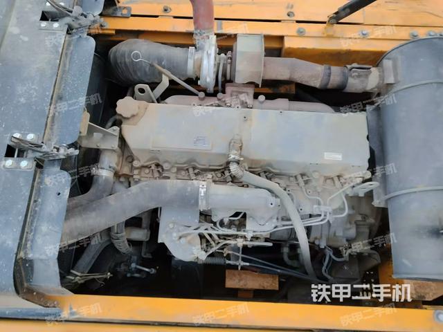 發(fā)動(dòng)機(jī)整體俯視(整機(jī)外觀) 發(fā)動(dòng)機(jī)整體俯視(整機(jī)外觀)