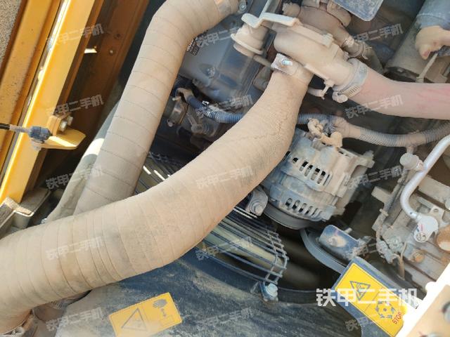 水箱+风扇特写(上车部件) 水箱+风扇特写(上车部件)