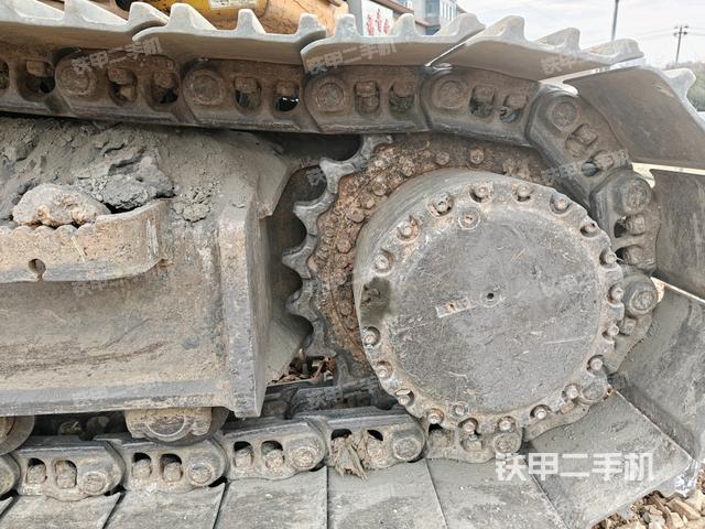 左驅(qū)動輪(行走機構(gòu)) 左驅(qū)動輪(行走機構(gòu))
