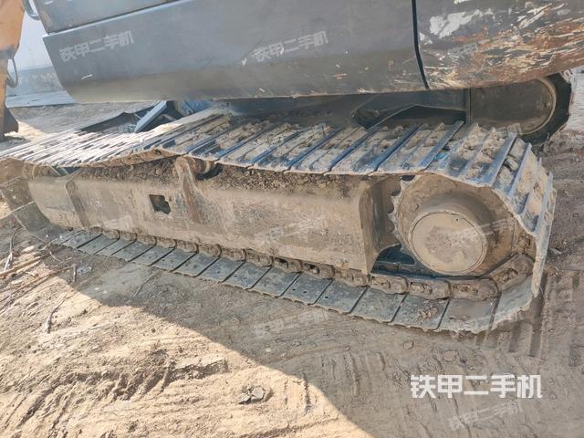 右側(cè)履帶整體?（行走機(jī)構(gòu)）