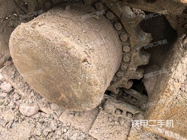 右驅(qū)動(dòng)輪(行走機(jī)構(gòu)) 右驅(qū)動(dòng)輪(行走機(jī)構(gòu))