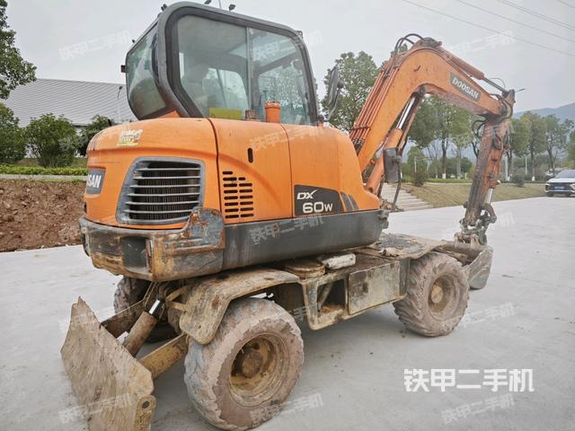 右后45（整機(jī)外觀）