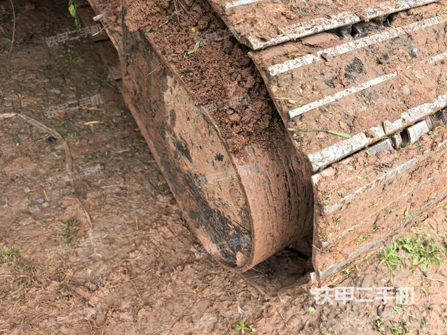 左側(cè)行走馬達(dá)蓋板（行走機(jī)構(gòu)）