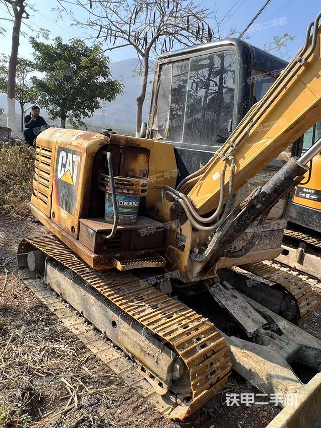 单侧履带整体（整机外观）