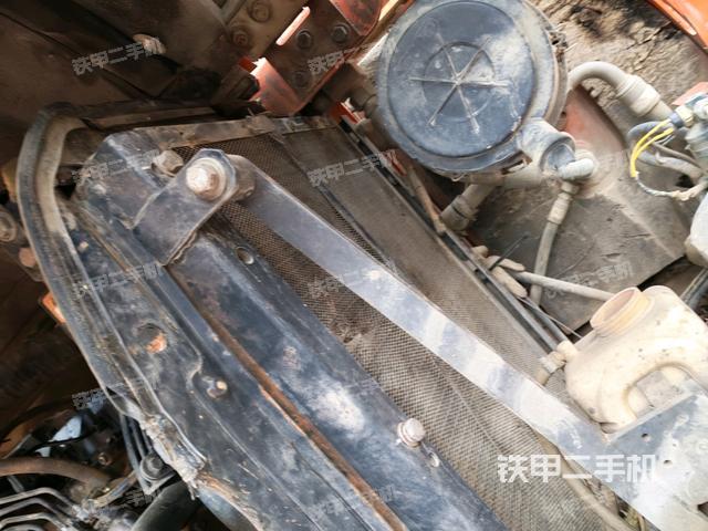 散熱器室(大件艙室) 散熱器室(大件艙室)