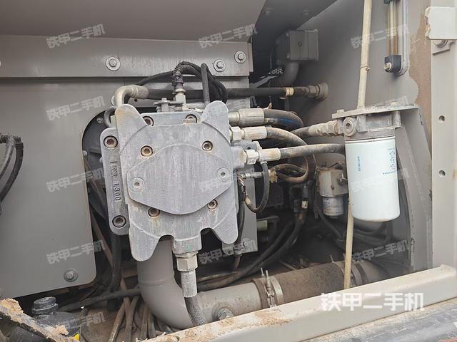 液壓泵室（大件艙室）