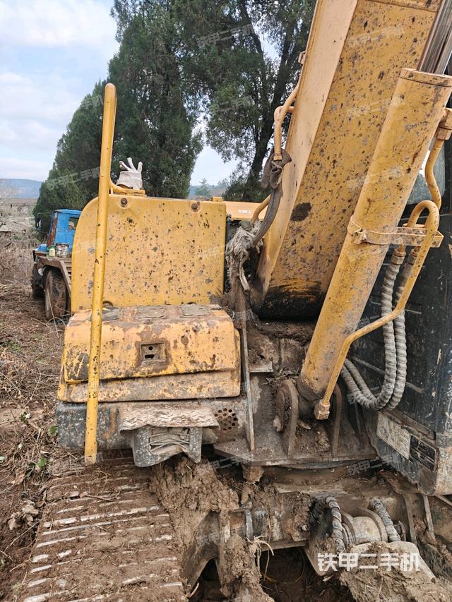 大臂整体 右侧（工作和回转装置）