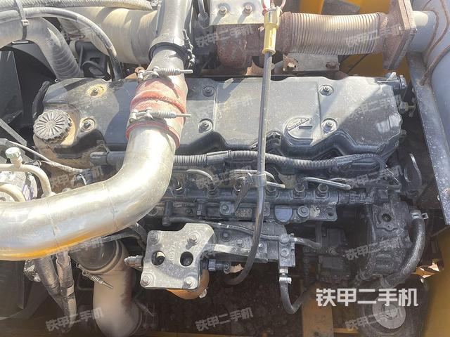 發(fā)動(dòng)機(jī)整體俯視(整機(jī)外觀) 發(fā)動(dòng)機(jī)整體俯視(整機(jī)外觀)