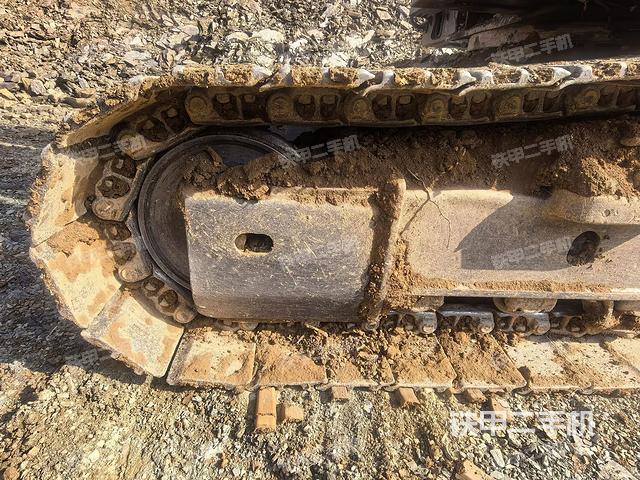 左侧行走马达盖板(行走机构) 左侧行走马达盖板(行走机构)