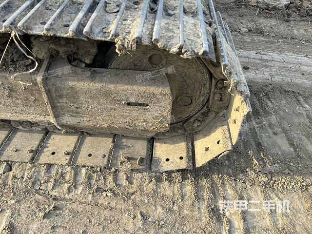 右導(dǎo)向輪（行走機(jī)構(gòu)）