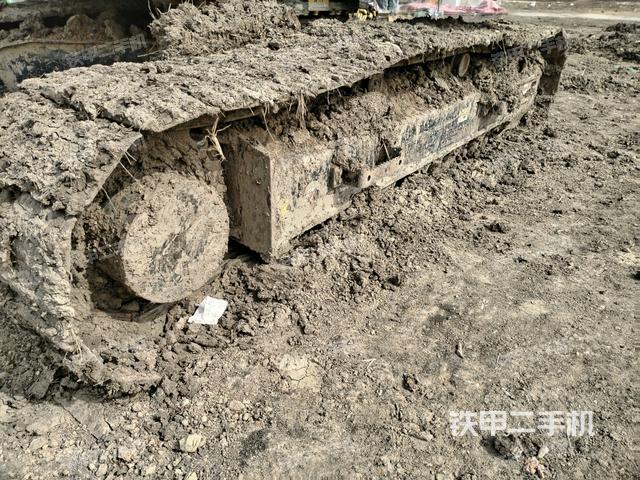 右側(cè)履帶整體（行走機(jī)構(gòu)）