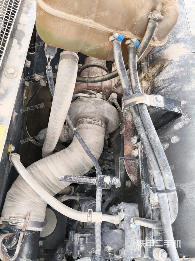 氣門室蓋螺絲特寫（上車部件）