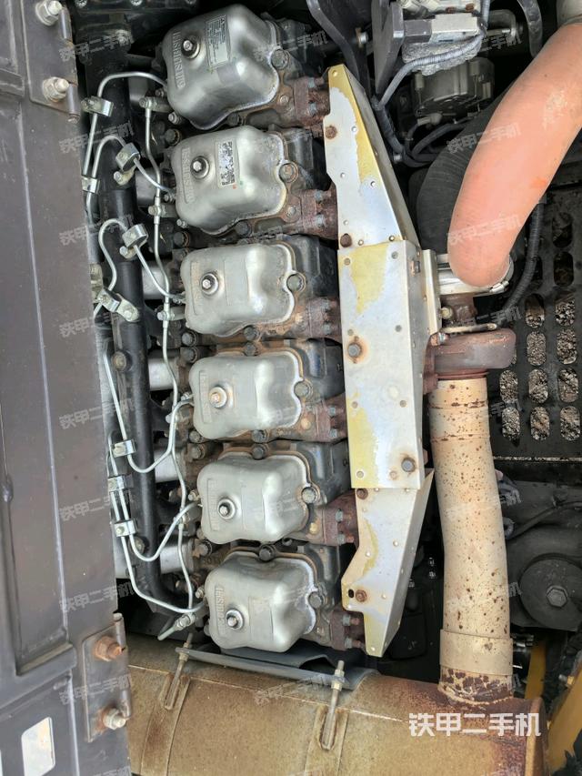 氣門室蓋螺絲特寫（上車部件）