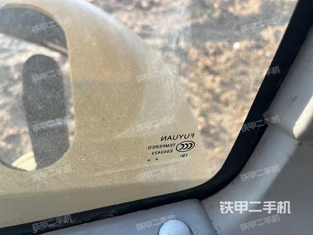 后窗玻璃角標(biāo)（駕駛室部分）