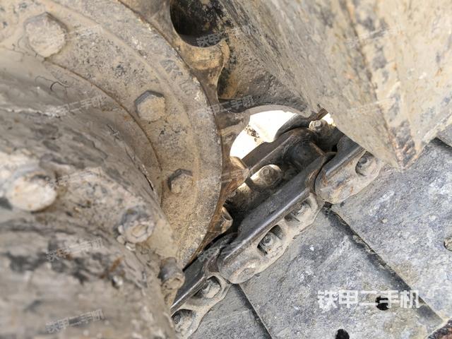 左驅(qū)動(dòng)輪(行走機(jī)構(gòu)) 左驅(qū)動(dòng)輪(行走機(jī)構(gòu))