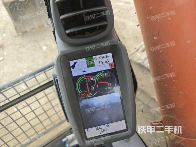 顯示屏?(駕駛室部分) 顯示屏?(駕駛室部分)