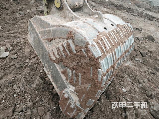 鏟斗45度（工作和回轉(zhuǎn)裝置）