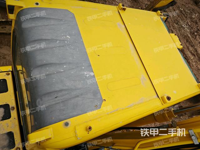 駕駛室頂部俯視（上車部件）