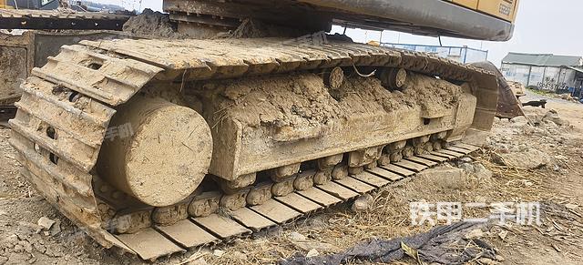 单侧履带整体（整机外观）