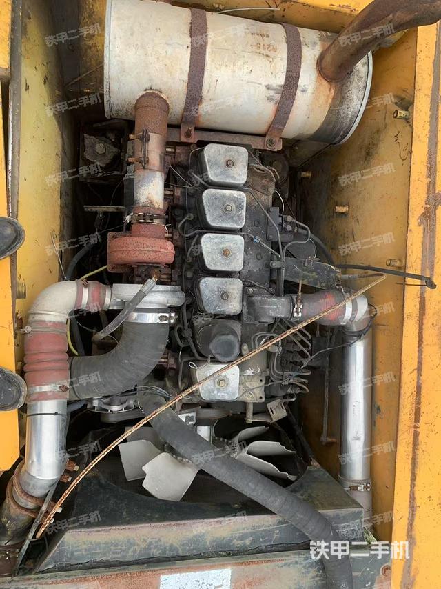 發(fā)動(dòng)機(jī)整體俯視（整機(jī)外觀）