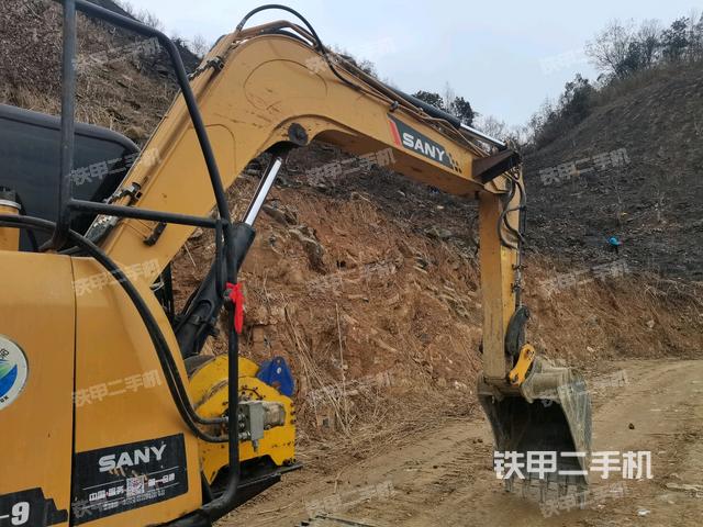 大臂整體?右側(cè)（工作和回轉(zhuǎn)裝置）