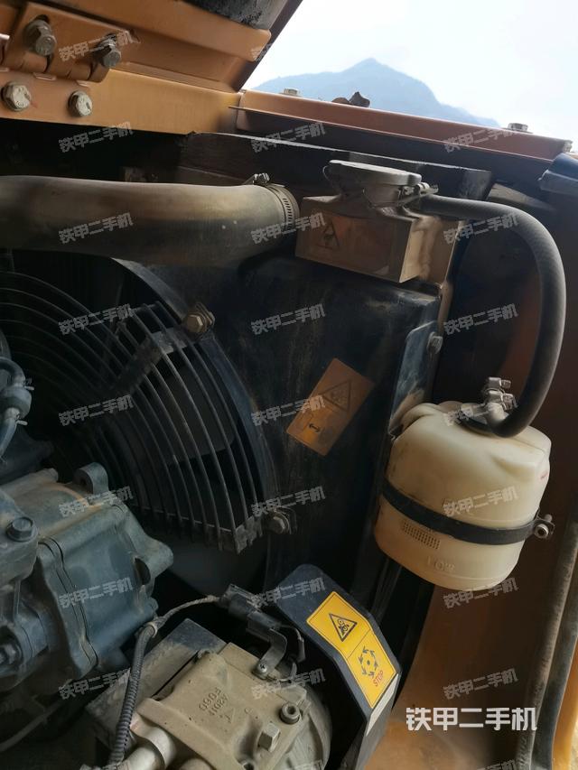 水箱+風(fēng)扇特寫（上車部件）