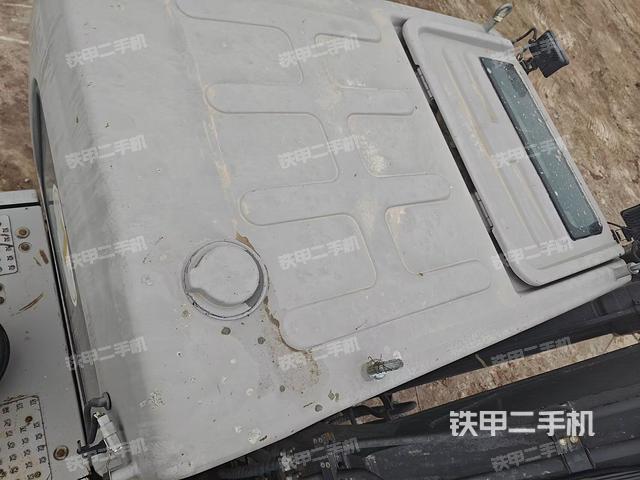 駕駛室頂部俯視（上車部件）