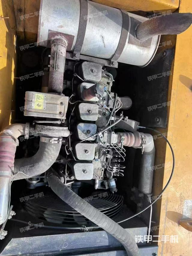 發(fā)動機(jī)整體俯視（整機(jī)外觀）