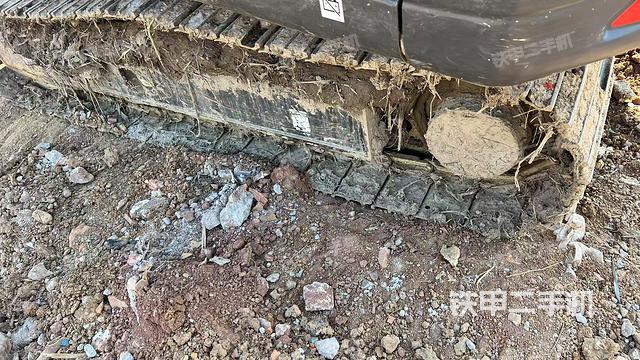 右側(cè)履帶整體?（行走機(jī)構(gòu)）