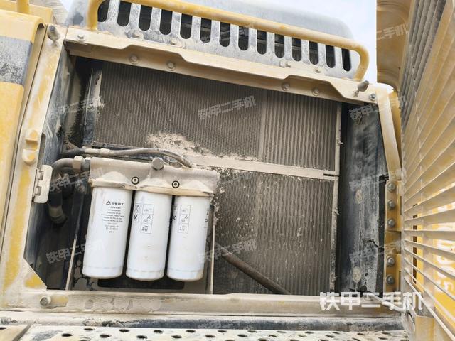 散熱器正面（大件艙室）