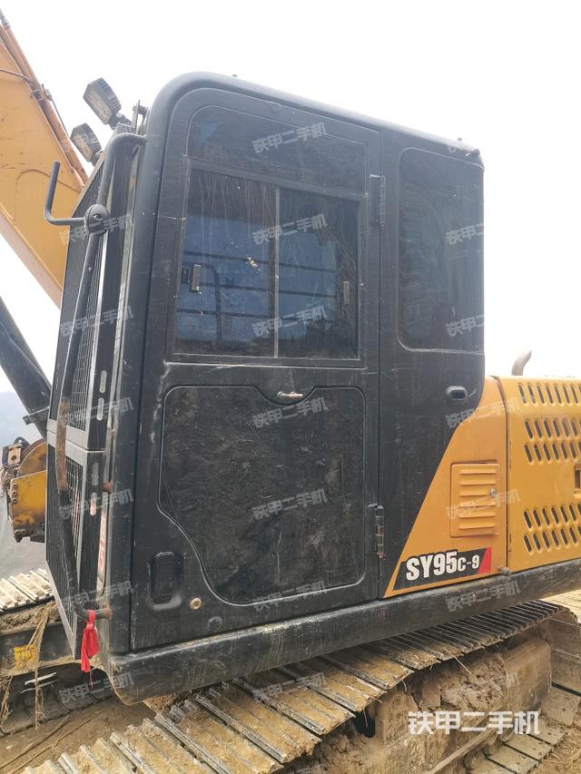 ?駕駛室正側(cè)（駕駛室部分）