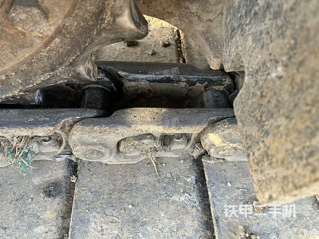 右側(cè)行走馬達(dá)蓋板（行走機(jī)構(gòu)）